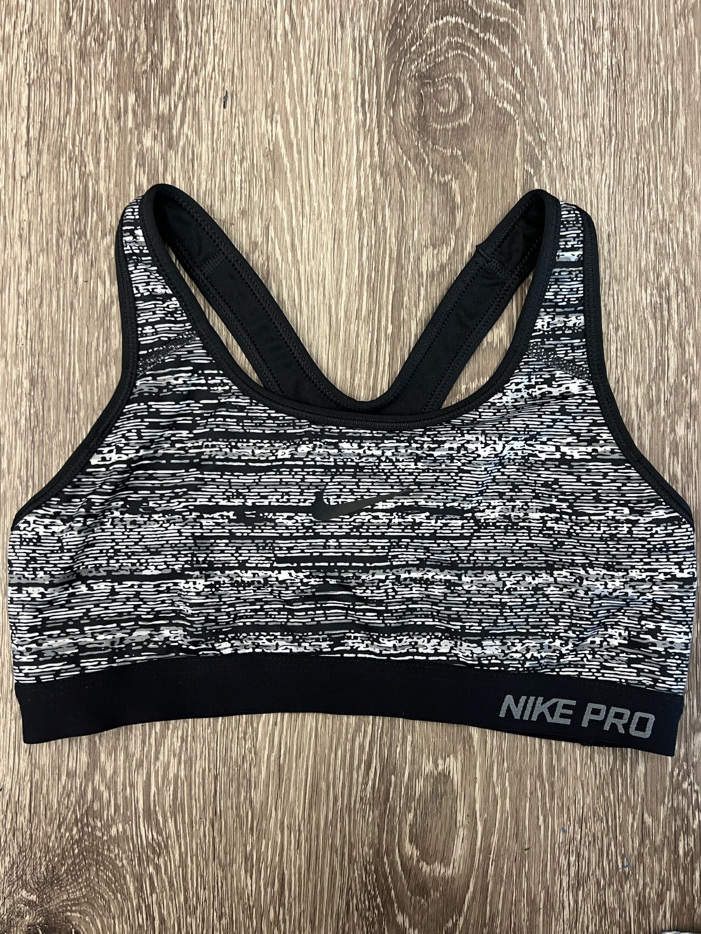 Nike Pro Dri-FIT Women’s Sports Bra Black White Size M